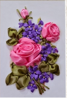 Букет фиалок с розами ВЛ-Н-1095, вышивка атласными лентами, Шелковый сад
